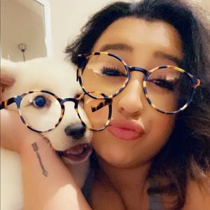 Meet your Posher, Deja